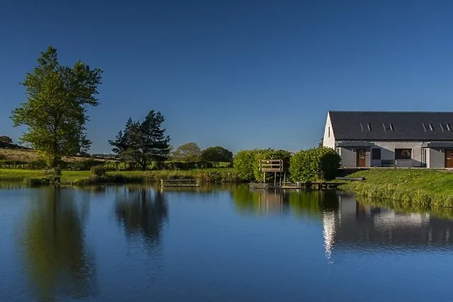 Carribber Lochside