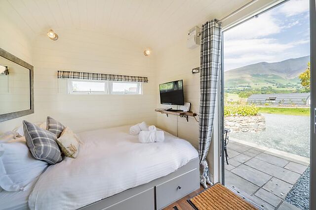 Clough Head Shepherd Hut