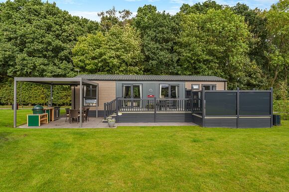 Contemporary Outdoor Living (Pet) - Angrove Country Park, Great Ayton, Yorkshire Moors and Coast