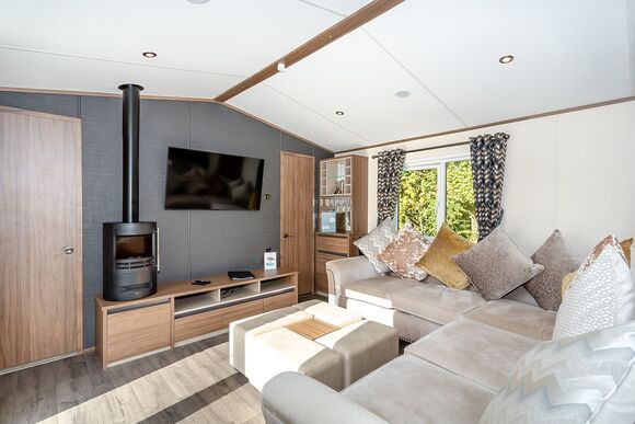 Contemporary Outdoor Living (Pet) - Angrove Country Park, Great Ayton, Yorkshire Moors and Coast