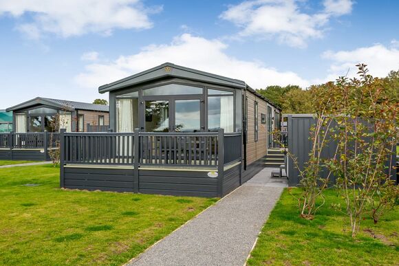 Escape Outdoor Living (Pet) - Angrove Country Park, Great Ayton, Yorkshire Moors and Coast