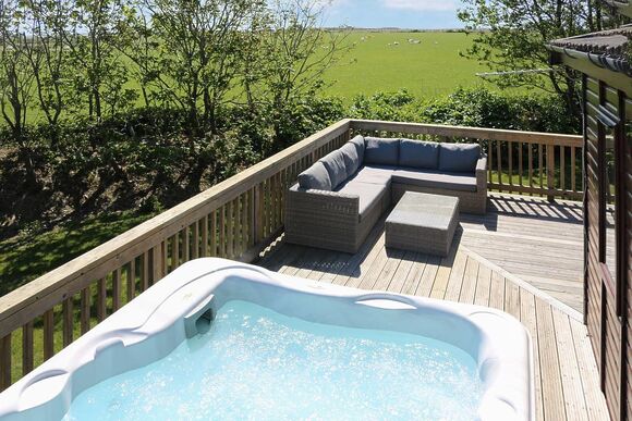 Platinum 3 Bed Hot TubKamileon - Atlantic Bays Holiday Park, Padstow