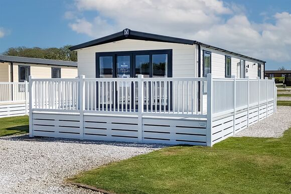 Douglas Fir Holiday Home - Burton Constable Holiday Park, Sproatley