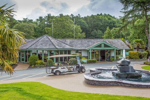 Brynteg Country and Leisure Retreat, Llanrug