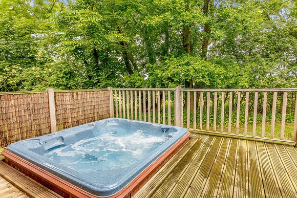 Cupids Lodge 4 - Bluewood Lodges, Cotswolds