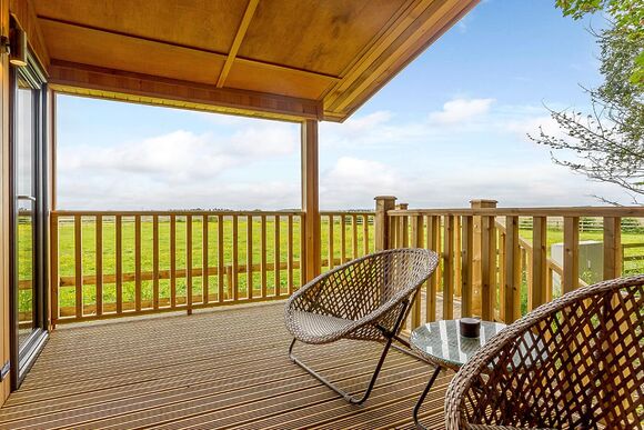 Duet Lodge 33 - Bluewood Lodges, Cotswolds