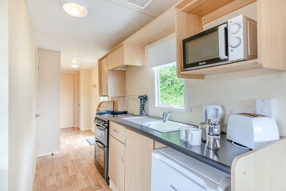 Silver 3 Bedroom Caravan - Brixham Holiday Park, Brixham, Torbay