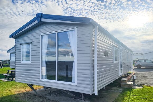 Castaways Oyster 8 Sea View (Pet) - Castaways Holiday Park, Bacton-on-Sea