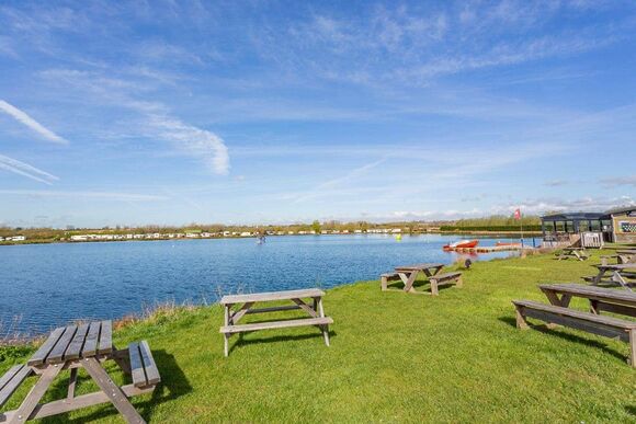 Croft Farm Water Park, Tewkesbury