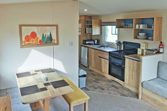 Gold Plus 2 Bed Hot Tub No Pets Sleeps 4 - Clarach Bay Holiday Village, Clarach Bay, Nr Aberystwyth