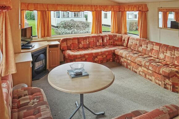 Silver Plus 4 Bed Pets Allowed Sleeps 8 - Clarach Bay Holiday Village, Clarach Bay, Nr Aberystwyth