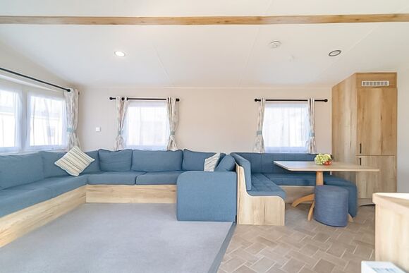 Gold Plus 3 Caravan (Sleeps 8) Pet Friendly - Coghurst Hall, Hastings