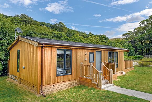 Dovestone Spa 6 (Pet) - Dovestone Holiday Park, Greenfield