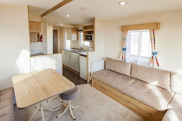 Vista 6 - Eastern Beach Caravan Park, Caister-on-Sea