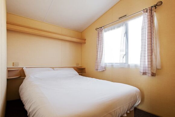 Herald 14 - Eastern Beach Caravan Park, Caister-on-Sea