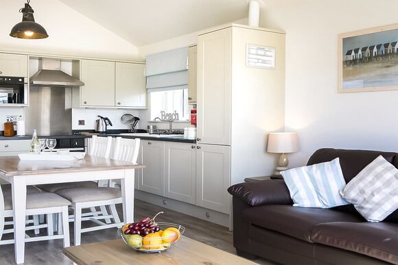 4 Berth Superior Beach House Pet Friendly - The Bay Filey, Filey