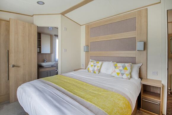 Platinum Caravan 2 with Decking  (Pet Friendly) - Rye Harbour, Rye