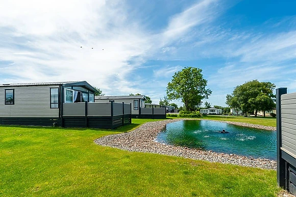 Green Meadows Country Park, Blackford