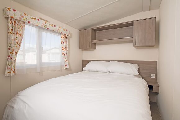 Bronze 3 Bed Caravan - Hayling Island Holiday Park, Hayling Island