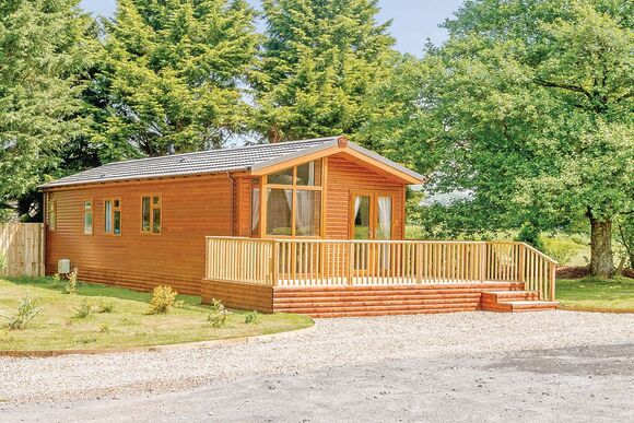 Cherry Tree Lodge - Herons Brook Retreat Lodges, Narberth, Nr Tenby