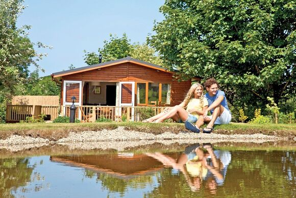 Hornbeam Lodge 3 - Herons Brook Retreat Lodges, Narberth, Nr Tenby