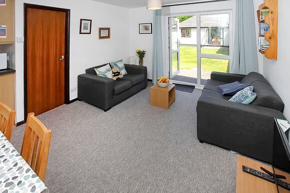 Bronze Bungalow2 BedroomPet Friendly - Kenegie Manor, Penzance