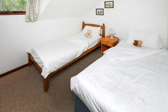 Bronze Cottage2 BedroomPet Friendly - Kenegie Manor, Penzance