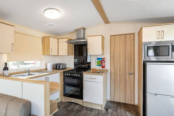 Gold Plus 2 Caravan (sleeps 6) with decking - Glendale, Port Carlisle