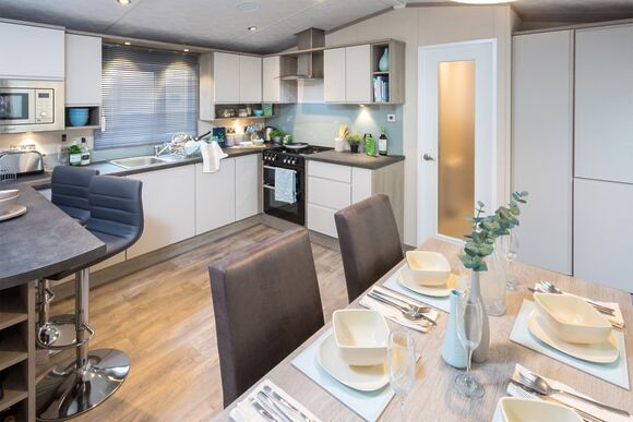 Platinum 3 Caravan (sleeps 8) with decking - Malvern View Country and Leisure Park, Worcester