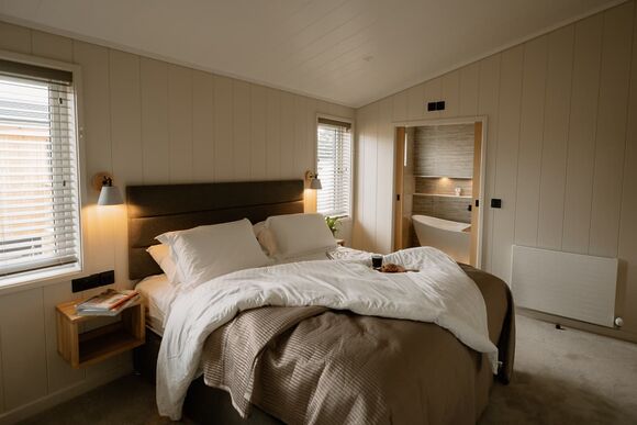 Luxury One Bedroom Lodge - Laceby Manor Resort & Spa, Laceby