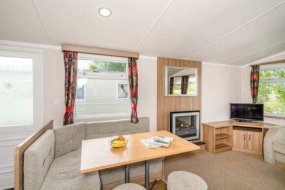 Dorset Diamond - Newlands Holiday Park, Charmouth