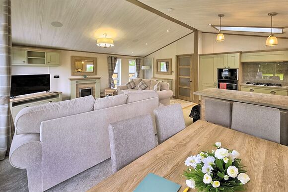 Deluxe Plus Lodge Platinum VIP - Wayfind Pennant Park, Holywell