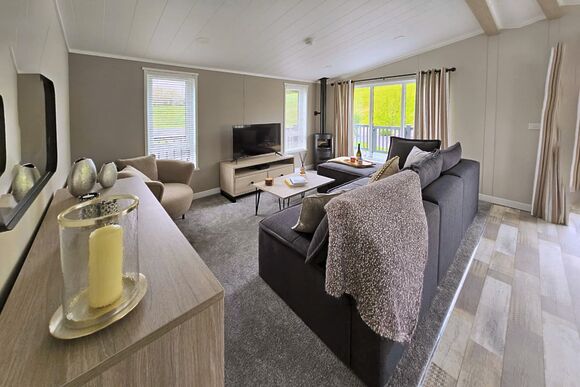 Deluxe Lodge Platinum - Wayfind Pennant Park, Holywell