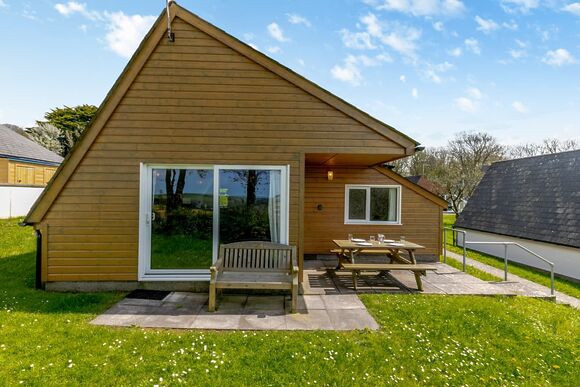 Coombe Lodges (4 berth) - Penstowe Park Holiday Lodges, Kilkhampton, Bude