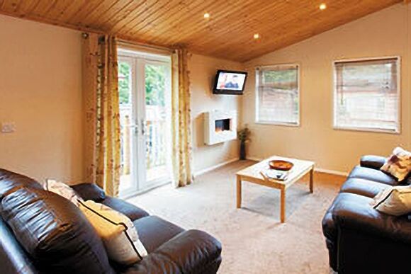 Helvellyn Lodge - Fallbarrow, Bowness-on-Windermere