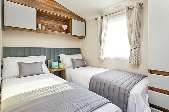 Gold Plus - Poldown Holiday Park, Helston