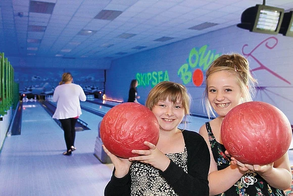 Ten-pin bowling<br />