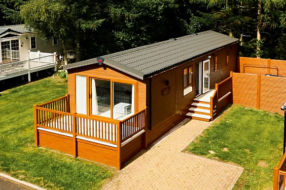 Hot Tub Lodge 2 - Percy Wood Golf and Country Park, Morpeth