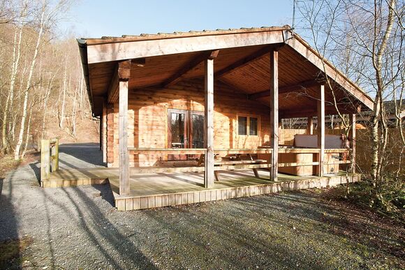 Badger Log Cabin 6 (Pet) - Quarry Walk Lodges, Freehay, Cheadle