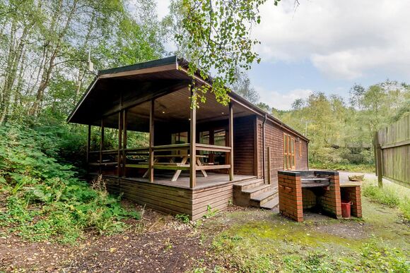 Fox Lodge 4 (Pet) - Quarry Walk Lodges, Freehay, Cheadle