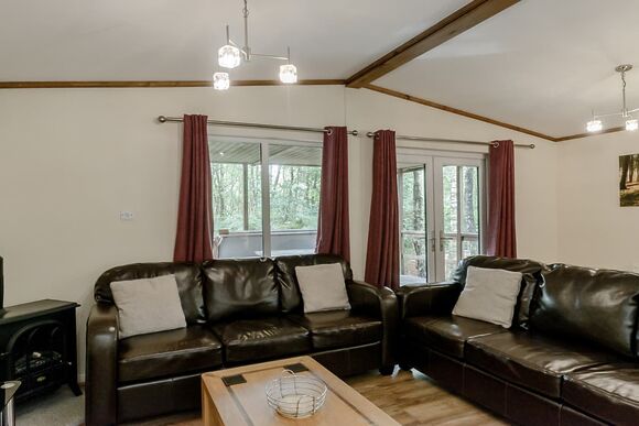 Fox Lodge 6 (Pet) - Quarry Walk Lodges, Freehay, Cheadle