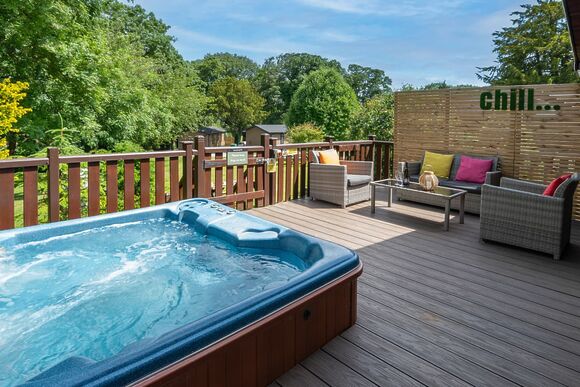 Beechwood Spa (Pet) - Raywell Hall Country Lodges, Raywell, Beverley