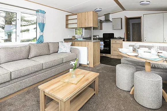 6 Berth Luxury Caravan Pet Free - Sandy Balls Holiday Village, Godshill, Fordingbridge