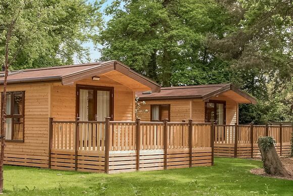 4 Berth Comfort Wooden Lodge - Sandy Balls Holiday Village, Godshill, Fordingbridge