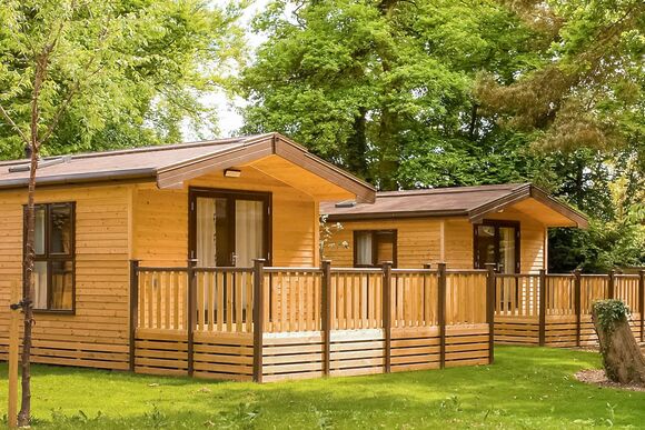 6 Berth Comfort Lodge 3 Bed - Sandy Balls Holiday Village, Godshill, Fordingbridge