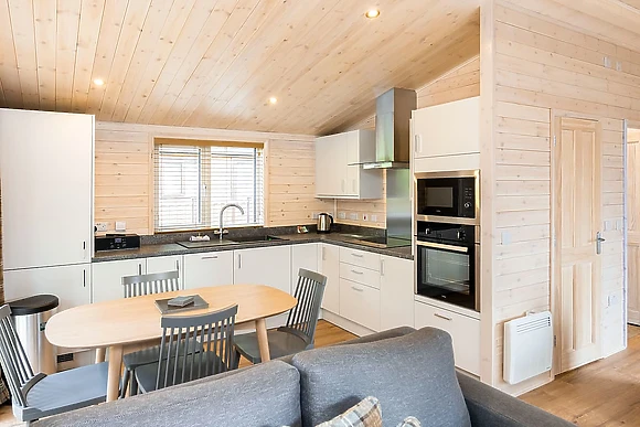 Kedleston Elite Vogue (Pet) - Sandybrook Lodges, Ashbourne