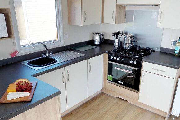 Gold Plus 2 Bed 6 Berth Caravan - Polperro Holiday Village, Polperro, Nr Looe