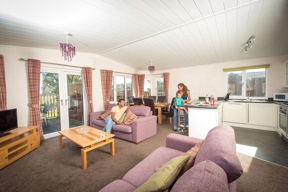 SM 3 Bed Gold Lodge Plus (Pet) - Sandy Meadows, Burnham-on-Sea