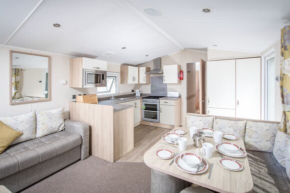 SB 3 Bed Silver Caravan sleeps 8 - South Bay Holiday Park, Brixham