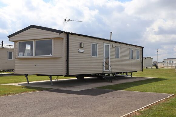 Silver 6 Berth Caravan - Grange Leisure Park, Mablethorpe